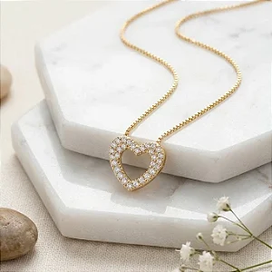 Colar Coração Vazado Cravejada 2 Fios Cristal