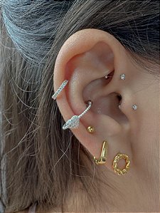 Piercing Conch Coração Cravejado