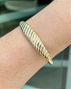 Bracelete relevo com banho de ouro 18k