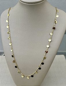 Colar com medalhas redondas em banho de ouro 18k