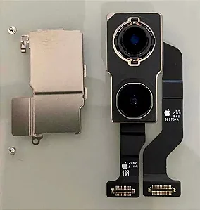Blindagem Interna Metálica para Câmera Traseira IPhone 11