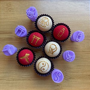 Carimbinhos Para Docinhos Brigadeiros Artes Marciais