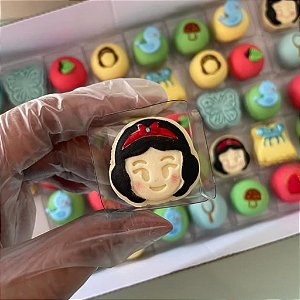 Princesa Branca de Neve - Ejetor Modelador para Brigadeiros
