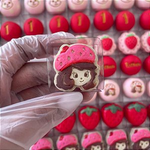 Menina Morango - Ejetor Modelador para Brigadeiro