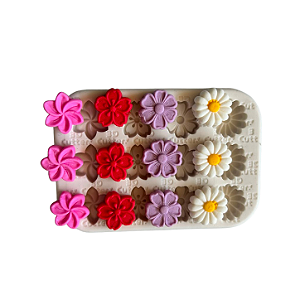 Molde de Silicone para Apliques de Confeitaria - Flores 1,5cm (Mini Apliques)