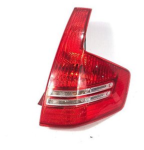 Lanterna Direita Citroen C4 Pallas 2010 9655863980