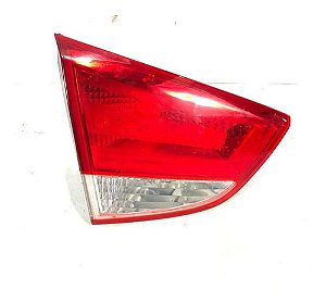 Lanterna Esquerda Tampa Traseira Hyundai Ix35 2018 Detalhe