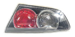 Lanterna Tampa Traseira Direita Mitsubishi Lancer 2015 2.0
