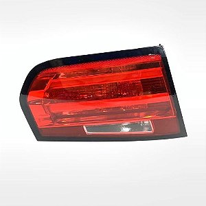 Lanterna Tampa Traseira Lado Esquerdo Bmw 320i 7371112