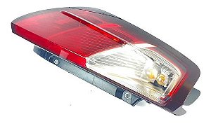 Lanterna Traseira Esquerda Punto T-jet 2011