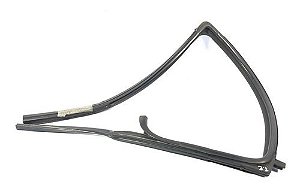 Borracha De Vidro Dianteira Esquerda Gm S10 2017 2.5 Flex