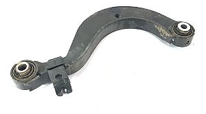 Braço Curvo Traseiro Esquerdo Vw Jetta 2012 2.0 Tsi