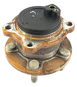 Cubo De Roda Traseiro Esquerdo Ford Focus 2012 2.0