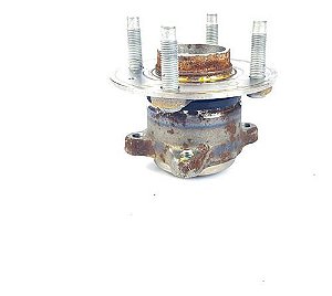 Cubo Roda Traseiro Direito Gm Spin 2017 1.8 13593156