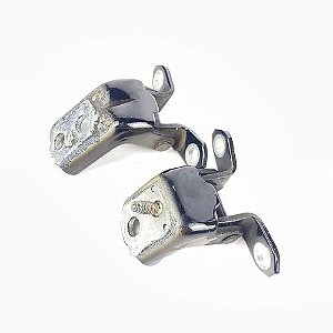 Dobradiça De Porta Traseira Direita Nissan Sentra 2012