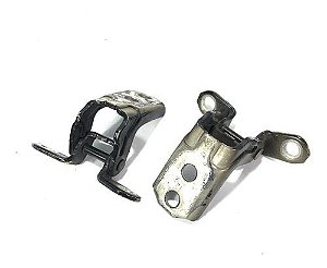 Dobradiça Porta Dianteira Direita Nissan March 2017