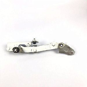 Dobradiça Tampa Traseira Esquerda Mitsubishi Lancer 2015 2.0