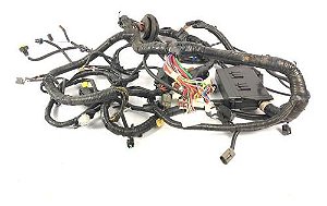 Chicote Com Caixa De Fusível Nissan Sentra 2015 2.0