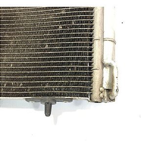 Condensador Ar Condicionado Peugeot 208 2015 1.6 Detalhe