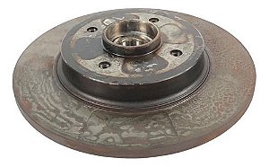 Disco De Freio Com Cubo Peugeot 3008 2014 1.6 Thp Traseiro