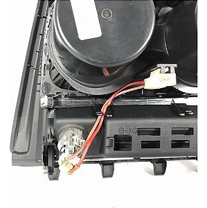 Moldura Console Porta Copos Bmw 320 2014 9218925 (detalhe)