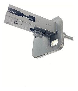 Trava Tanque De Combustível Fiat Punto T-jet 2011 51804809