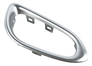 Moldura Do Puxador Interno Dianteiro Dir Nissan Sentra 2014