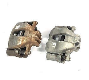 Par Pinças De Freio Dianteiro Peugeot 308 2014 2.0