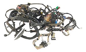 Chicote Caixa Fusível Renault Duster 2.0 2018 4x2 240188910s