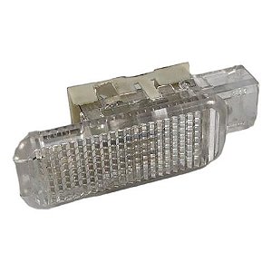 Luz Cortesia Assoalho Diant. Esq. Audi A4 2.0 2013 Tfsi