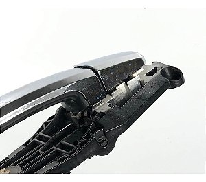 Maçaneta Ext Tras Esquerda  Gm S10 2015 2.8 Diesel 94002321