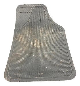 Tapete Dianteiro Esquerdo Chevrolet S10 2020 2.8 (detalhe)