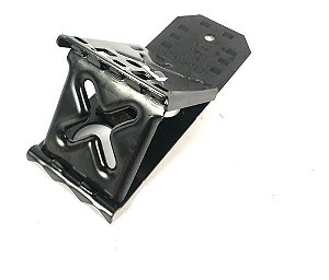 Trava Calço Pneu Esquerdo Peugeot 3008 2012 1.6 9656869180