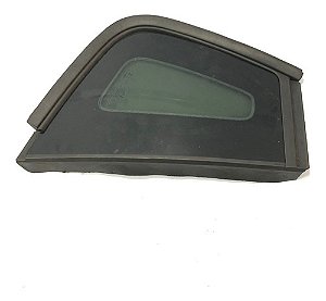 Vidro Vigia Traseiro Direito Peugeot 2008 2017 1.6