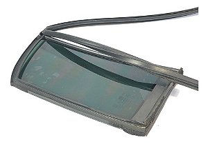 Vidro Vigia Traseiro Esquerdo Kia Opirus 2008 3.8