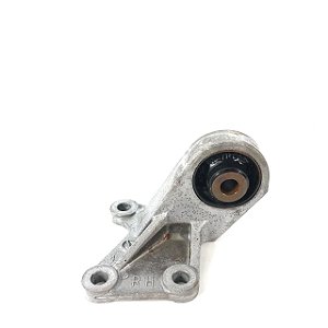 Suporte Lado Esquerdo Diferencial Mitsubishi Outlander 2010 3.0 V6 4x4