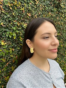 Brinco Shape - Amarelo Manteiga