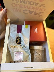 Kit com Microlote Torra Clara 250gr + Xícara Quero Café + Porta filtro v.60 n.1 acrílico