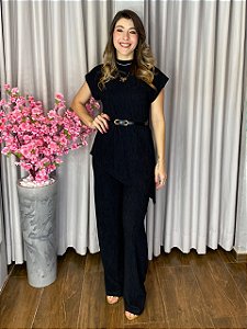 CONJUNTO BLUSA ASSIMÉTRICA E CALÇA