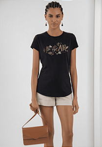 T-SHIRT LEZ A LEZ EM MALHA COM BORDADO FLORESTAR