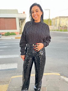 CALÇA RETA SUPER ALTA COM PAETÊS LEZ A LEZ