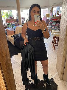 VESTIDO LANÇA PERFUME COM RENDA