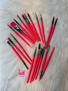 Kit c/20 Pinceís de maquiagem rosa neon