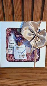 MIMO Mãos Romã + Sabonete Natura