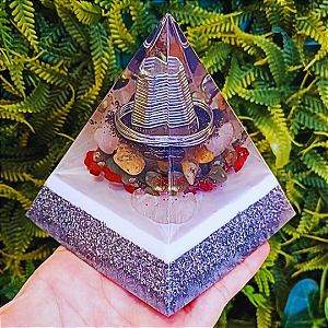 Pronta Entrega Orgonite Pirâmide de 11cm - Prata