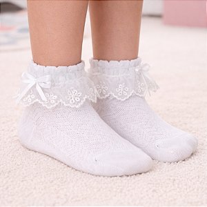 Meia Infantil de Algodão Trabalhada com Tule