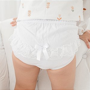 Calcinha Infantil com Renda e Aplicações Variadas