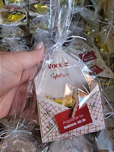 Caixinha envelope com chocolate
