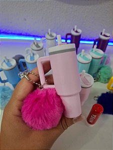 Chaveiro Garrafinha com Pompom Rosa Bebê - Sem personalizar