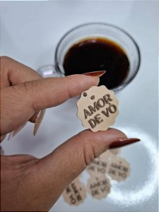 20un Pingente AMOR DE VÓ - Bege com marrom - Sem personalizar